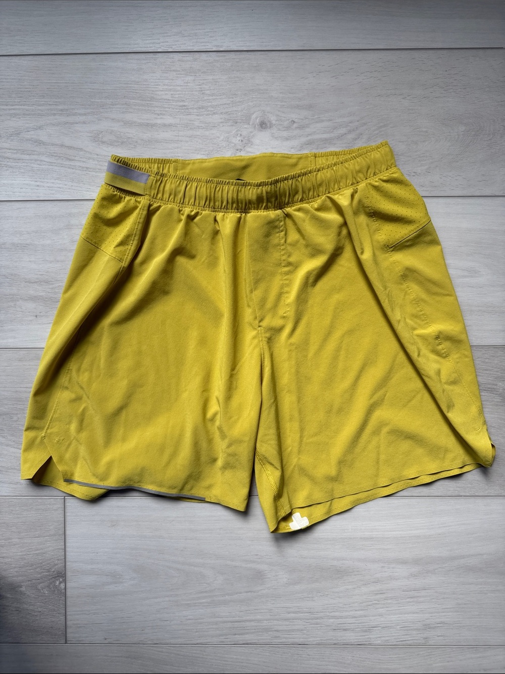 Lululemon Surge Short 6" Running Shorts